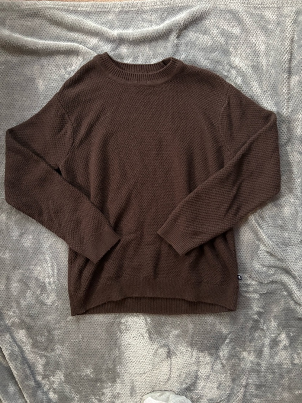 GAP Men's Dark Brown Crewneck Sweater